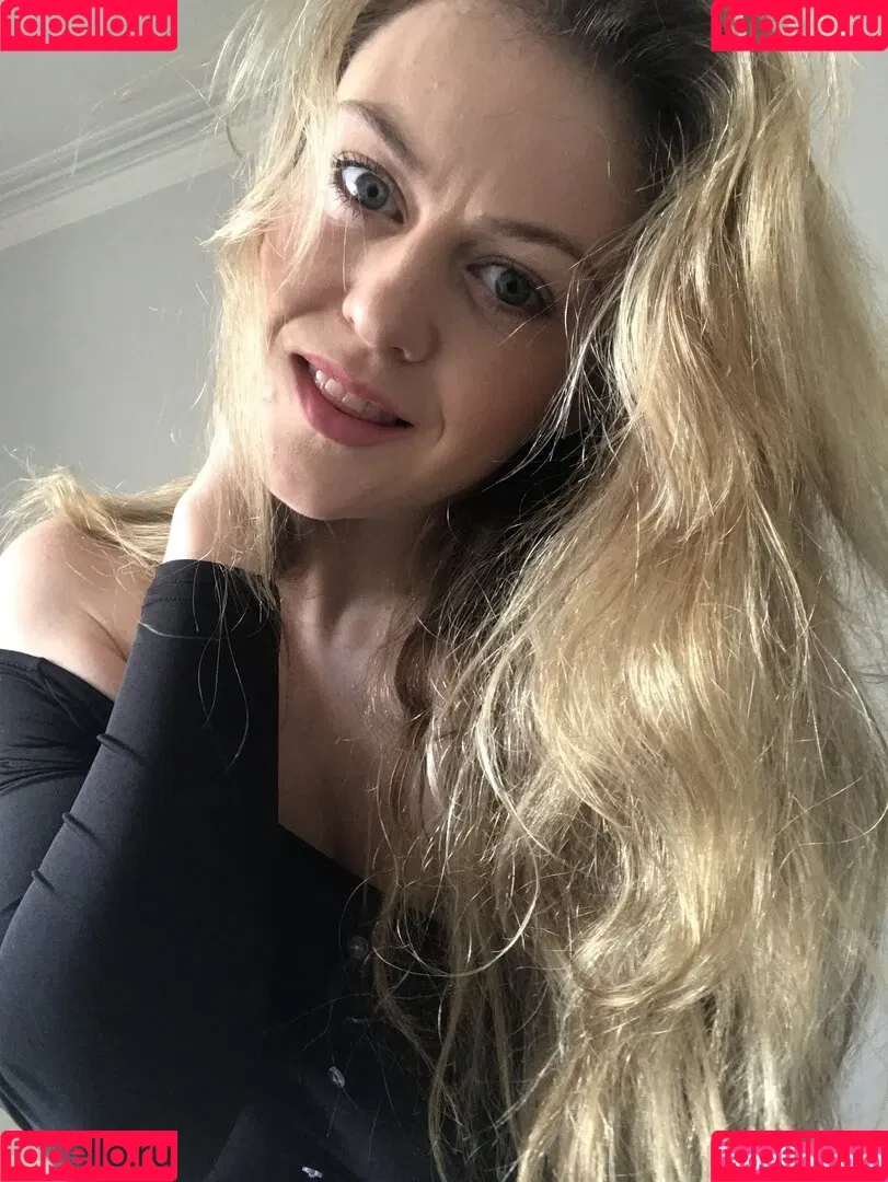 Brookie Little / _brooklittle / brookielittleuk / https: Onlyfans Photo Gallery 