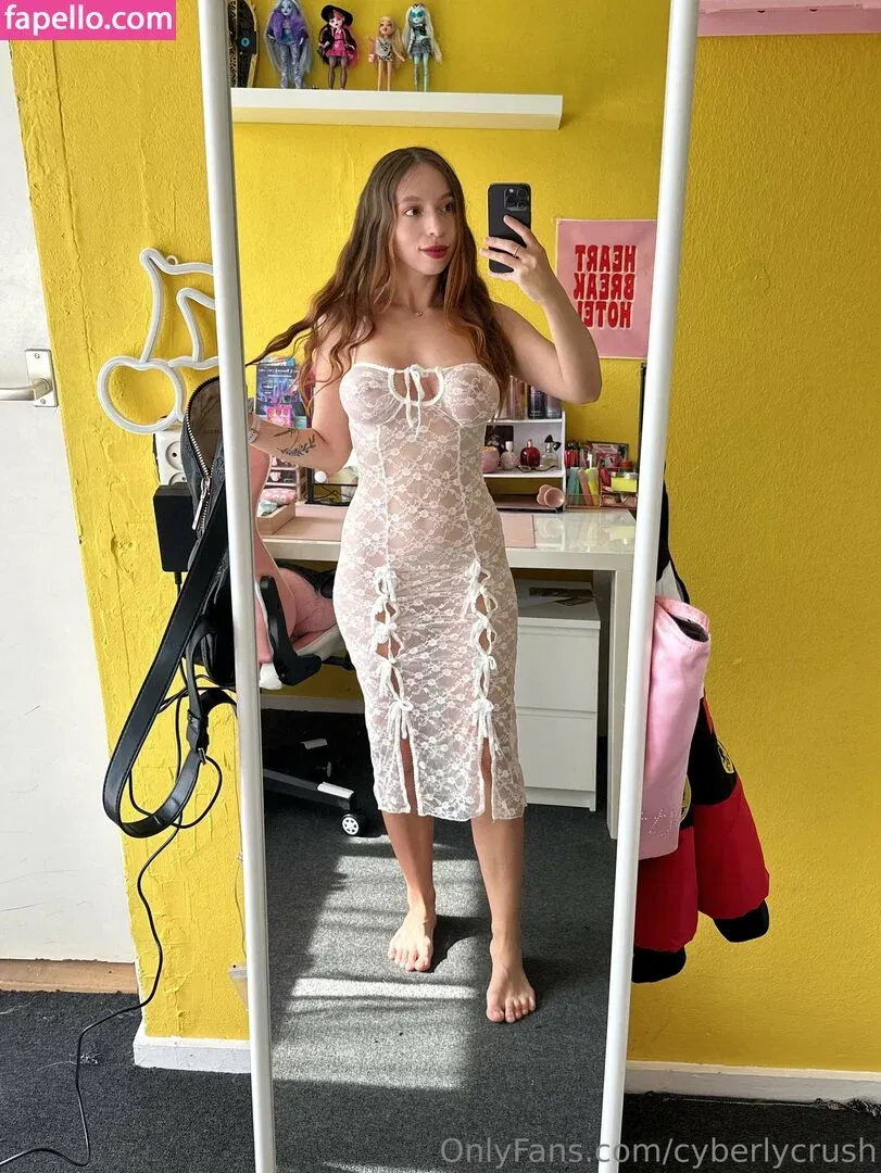 CyberlyCrush / cyberly.crush Onlyfans Photo Gallery 