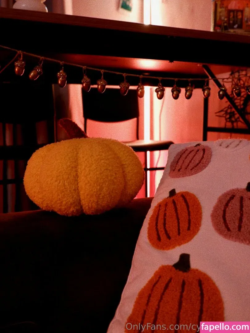 CyberlyCrush / cyberly.crush Onlyfans Photo Gallery 