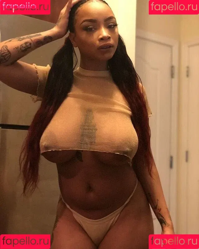 Advoree / _advoree / advoree2 Onlyfans Photo Gallery 