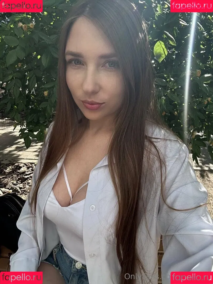 Niemira / _niemiraofficial_ Onlyfans Photo Gallery 