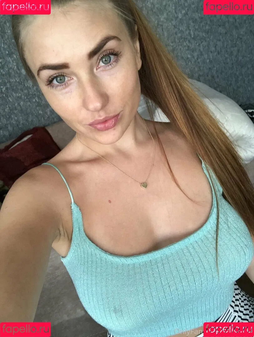 Niemira / _niemiraofficial_ Onlyfans Photo Gallery 