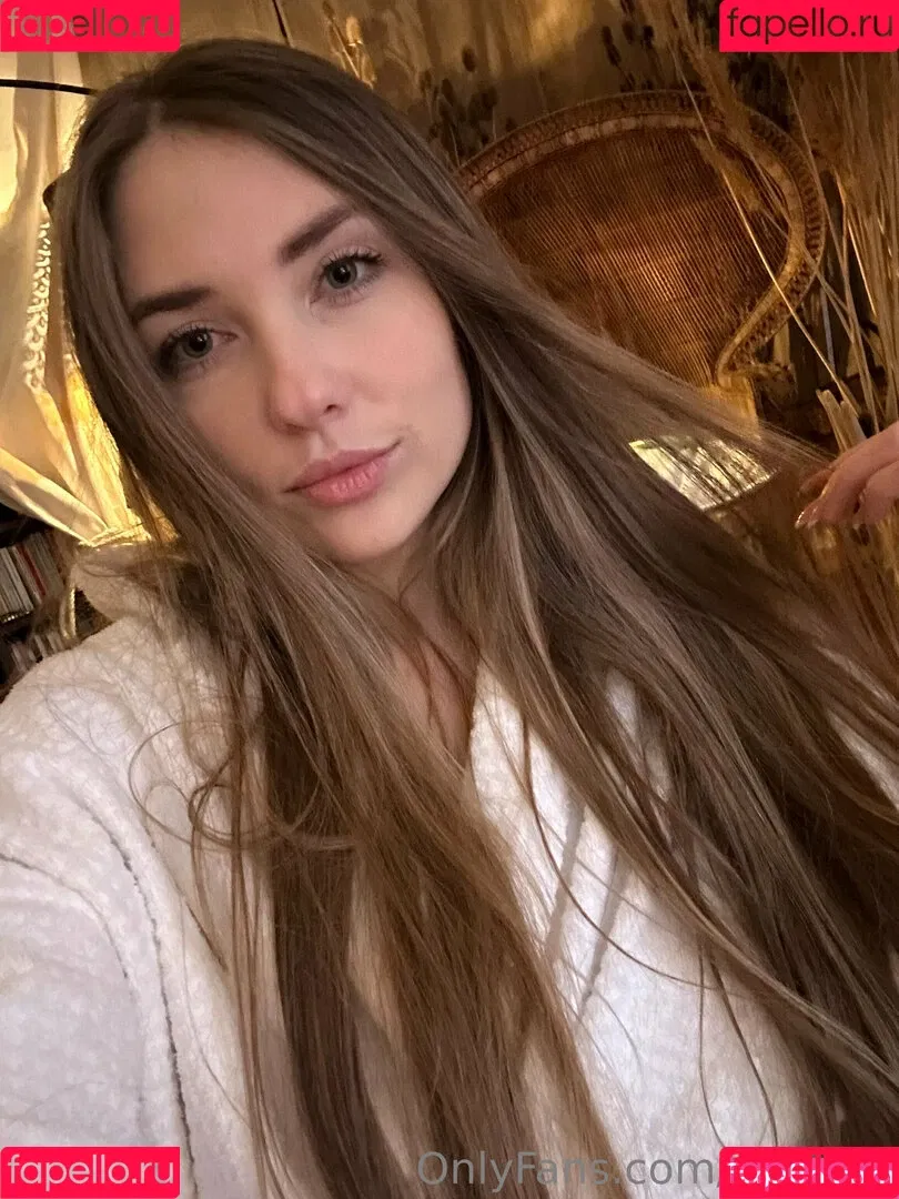 Niemira / _niemiraofficial_ Onlyfans Photo Gallery 