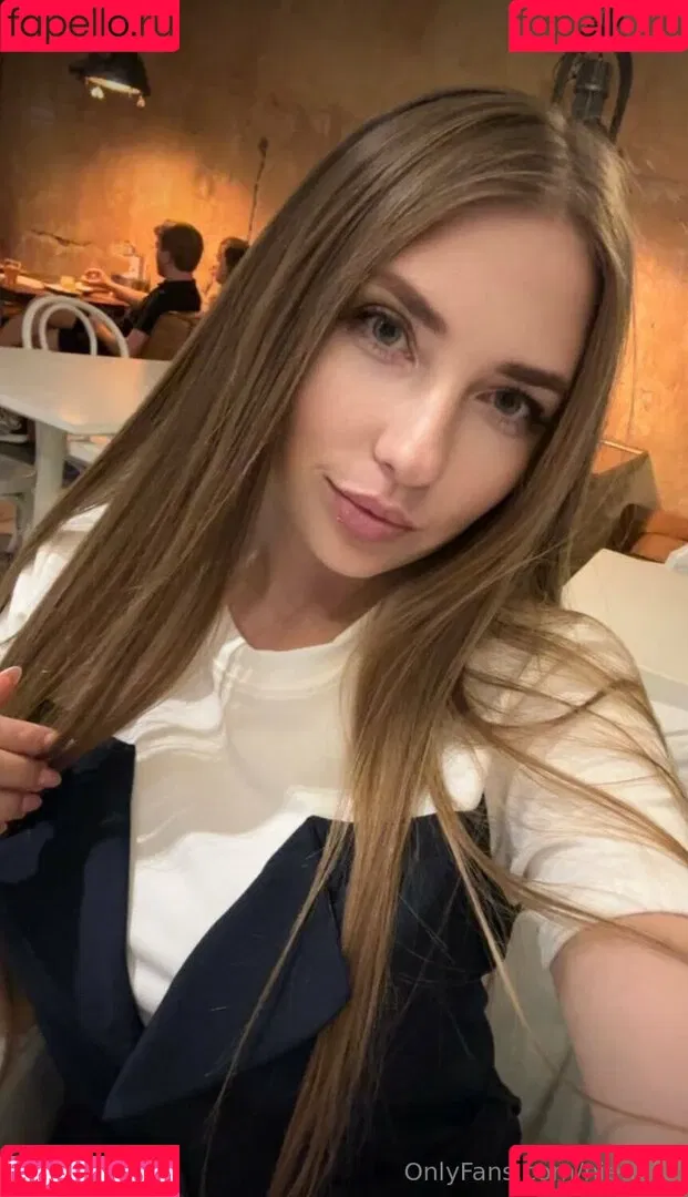 Niemira / _niemiraofficial_ Onlyfans Photo Gallery 
