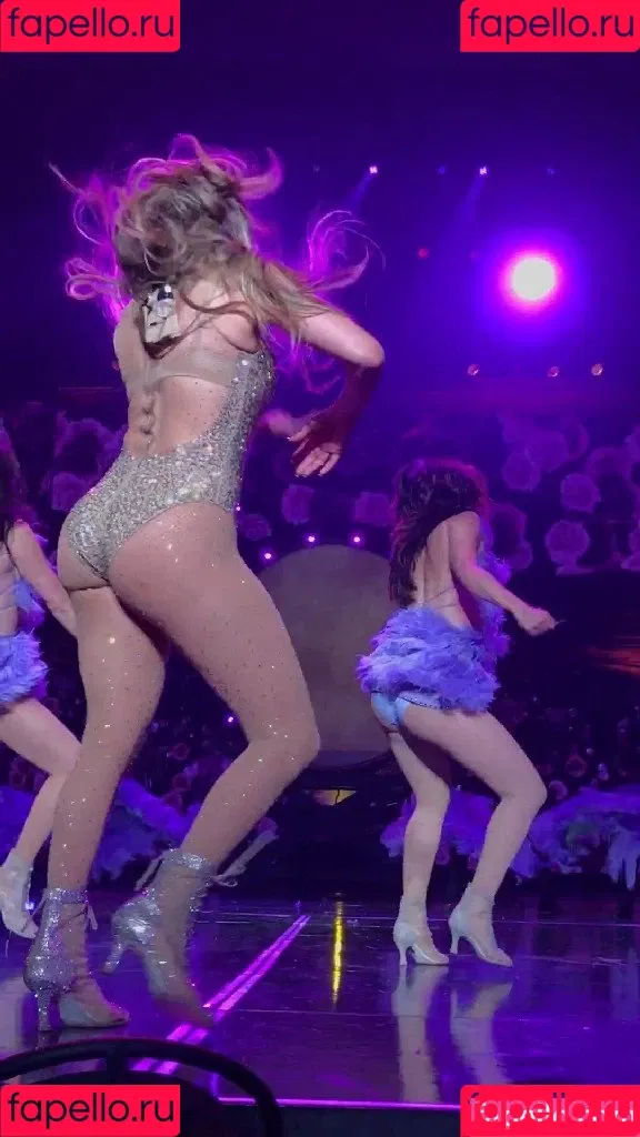 JLo / Jennifer Lopez / jennifer_jlo Onlyfans Photo Gallery 