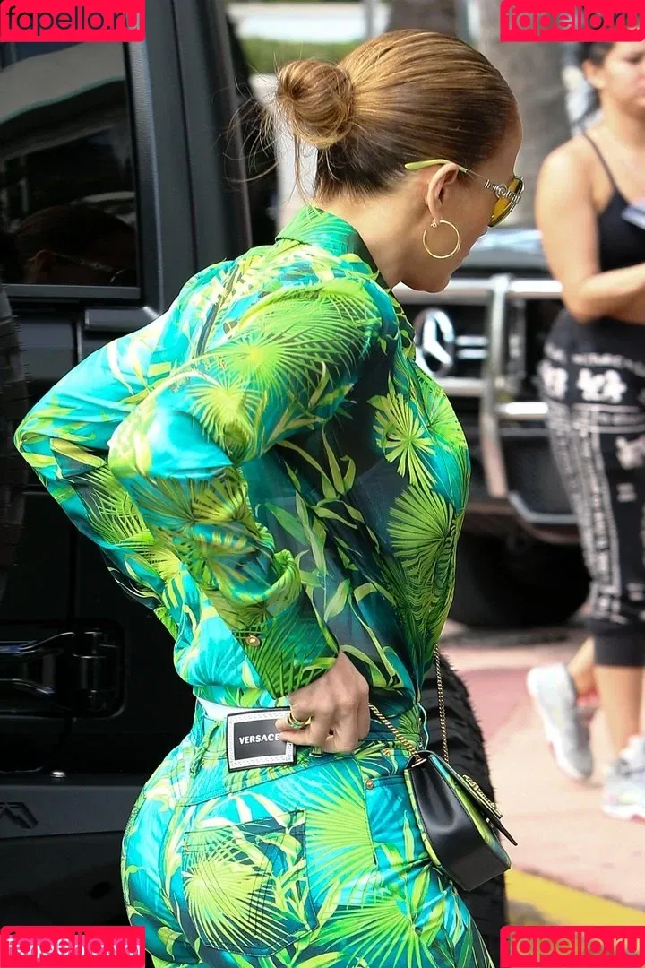 JLo / Jennifer Lopez / jennifer_jlo Onlyfans Photo Gallery 