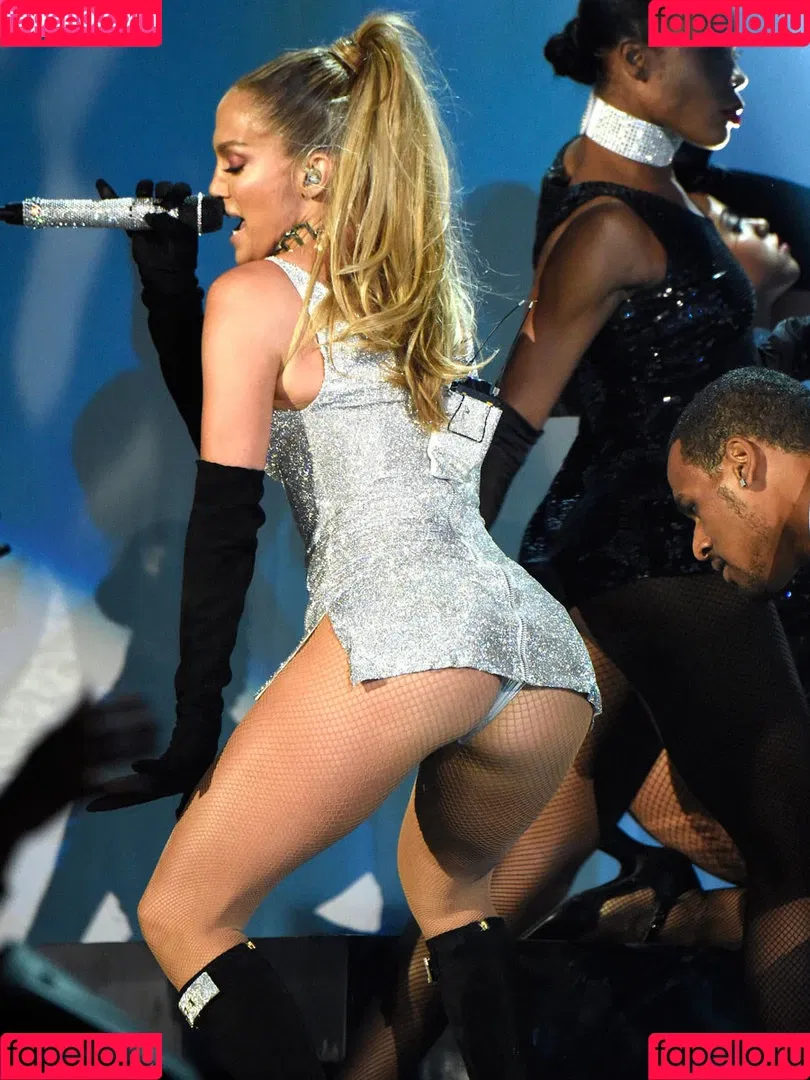JLo / Jennifer Lopez / jennifer_jlo Onlyfans Photo Gallery 