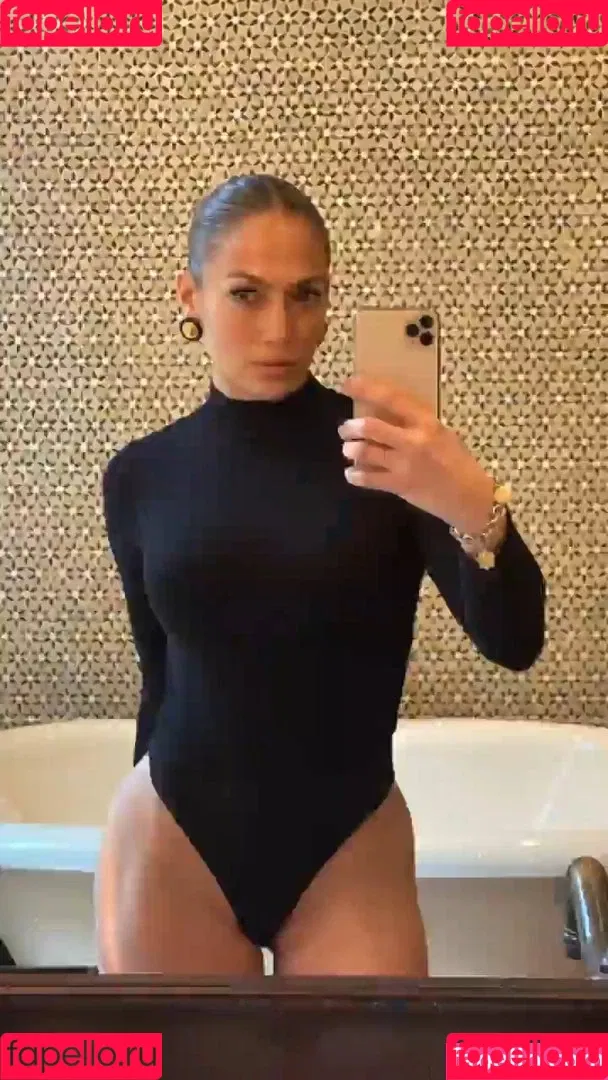 JLo / Jennifer Lopez / jennifer_jlo Onlyfans Photo Gallery 