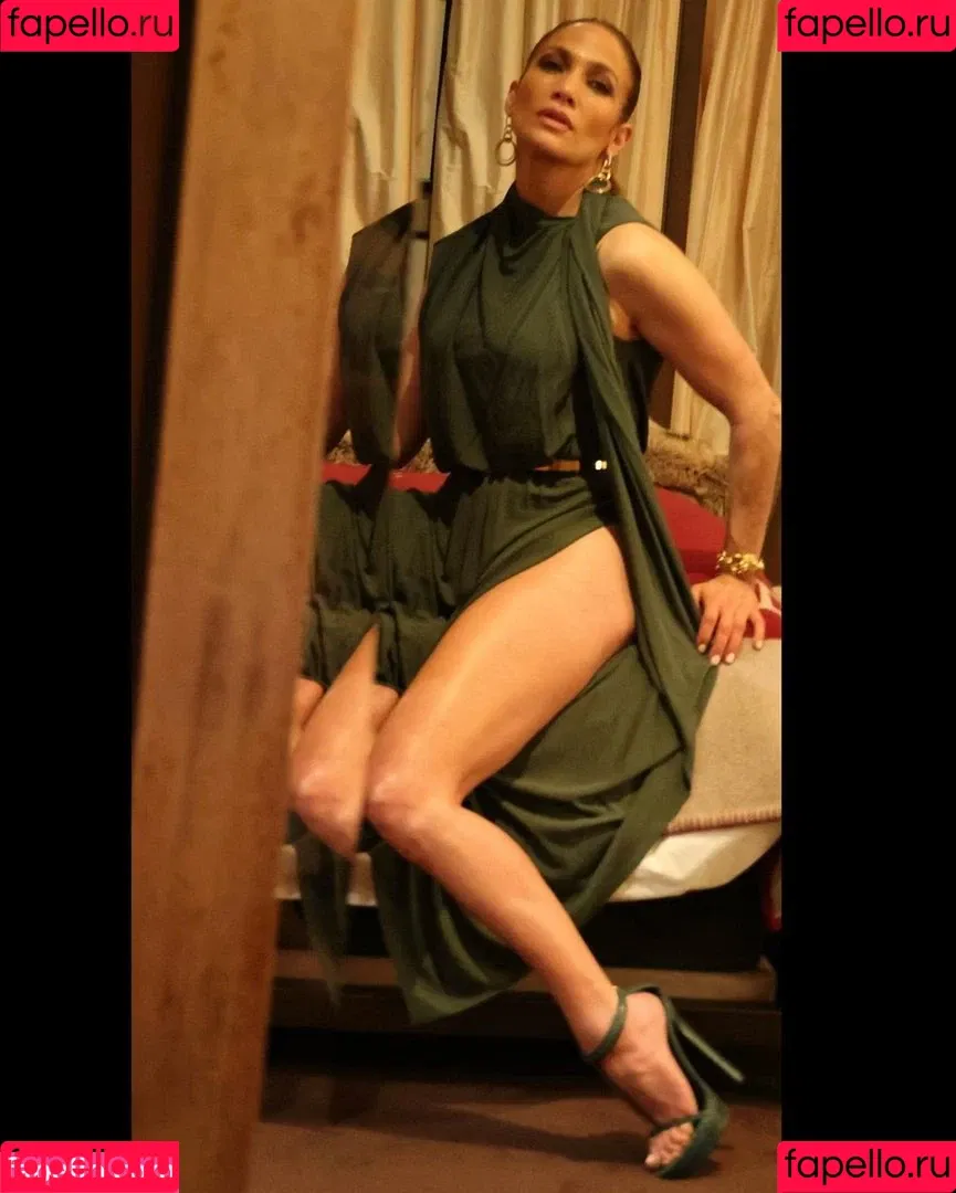 JLo / Jennifer Lopez / jennifer_jlo Onlyfans Photo Gallery 