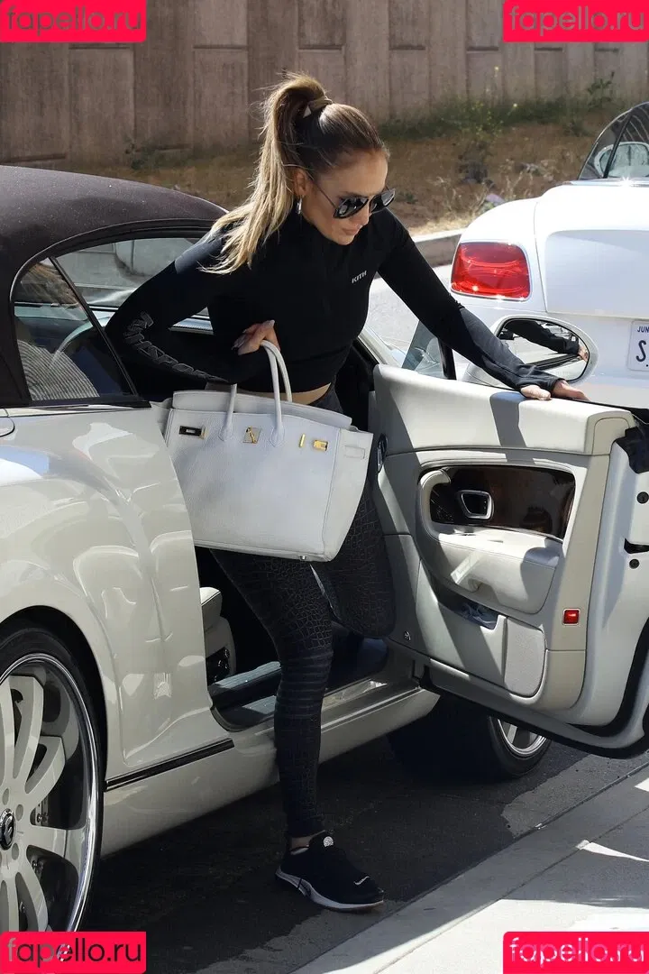 JLo / Jennifer Lopez / jennifer_jlo Onlyfans Photo Gallery 