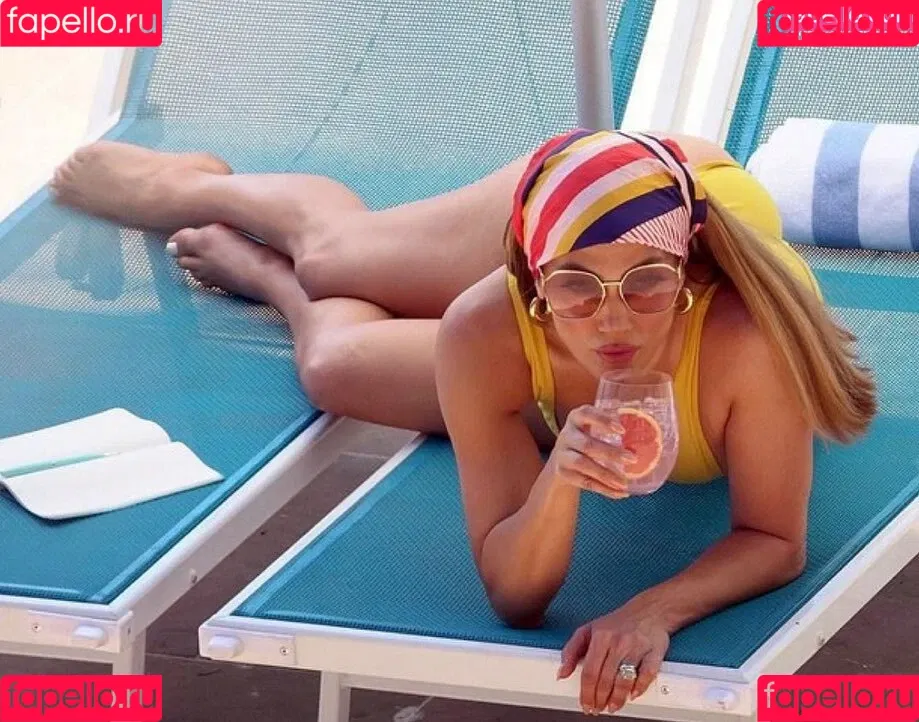 JLo / Jennifer Lopez / jennifer_jlo Onlyfans Photo Gallery 