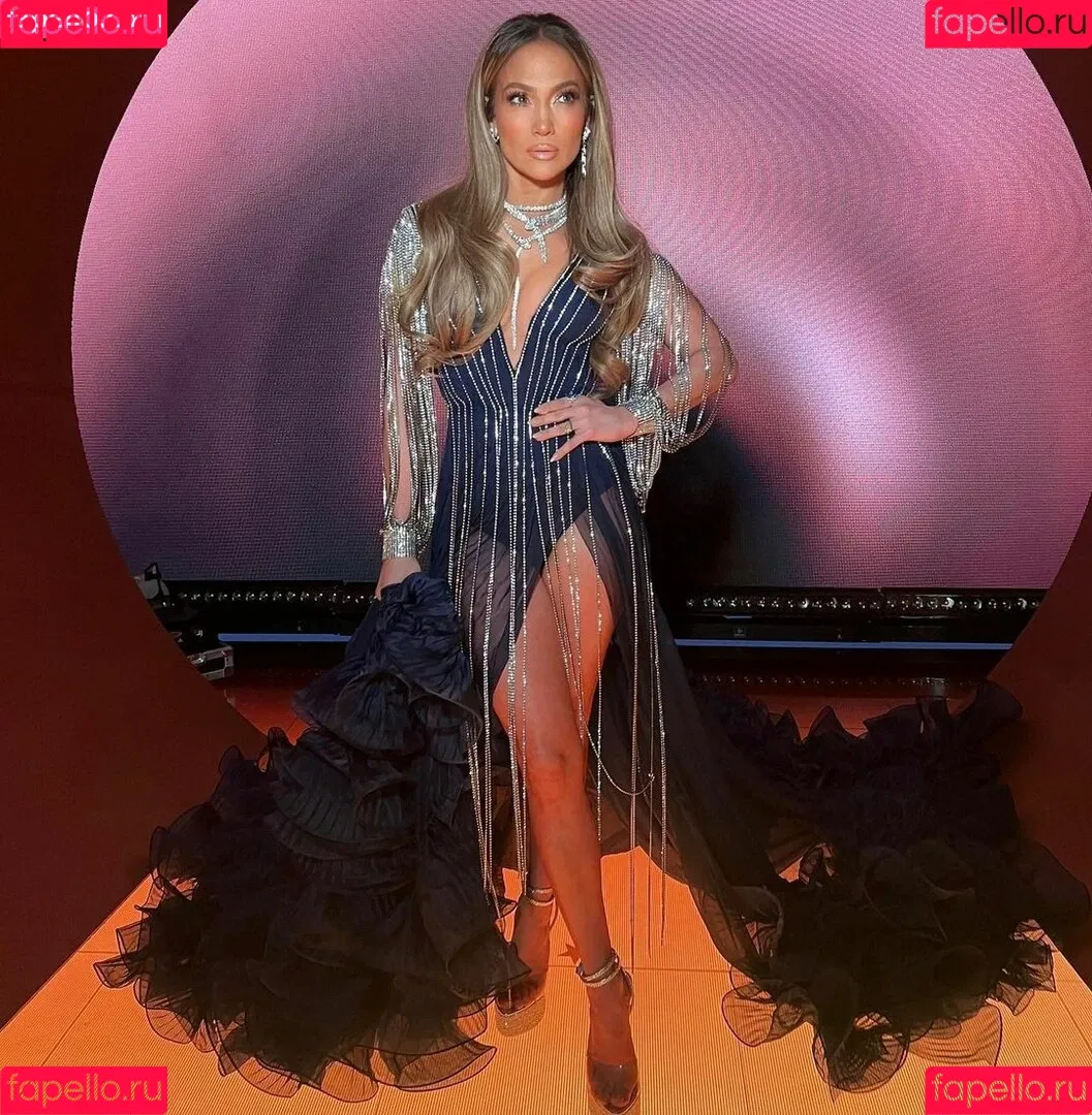 JLo / Jennifer Lopez / jennifer_jlo Onlyfans Photo Gallery 