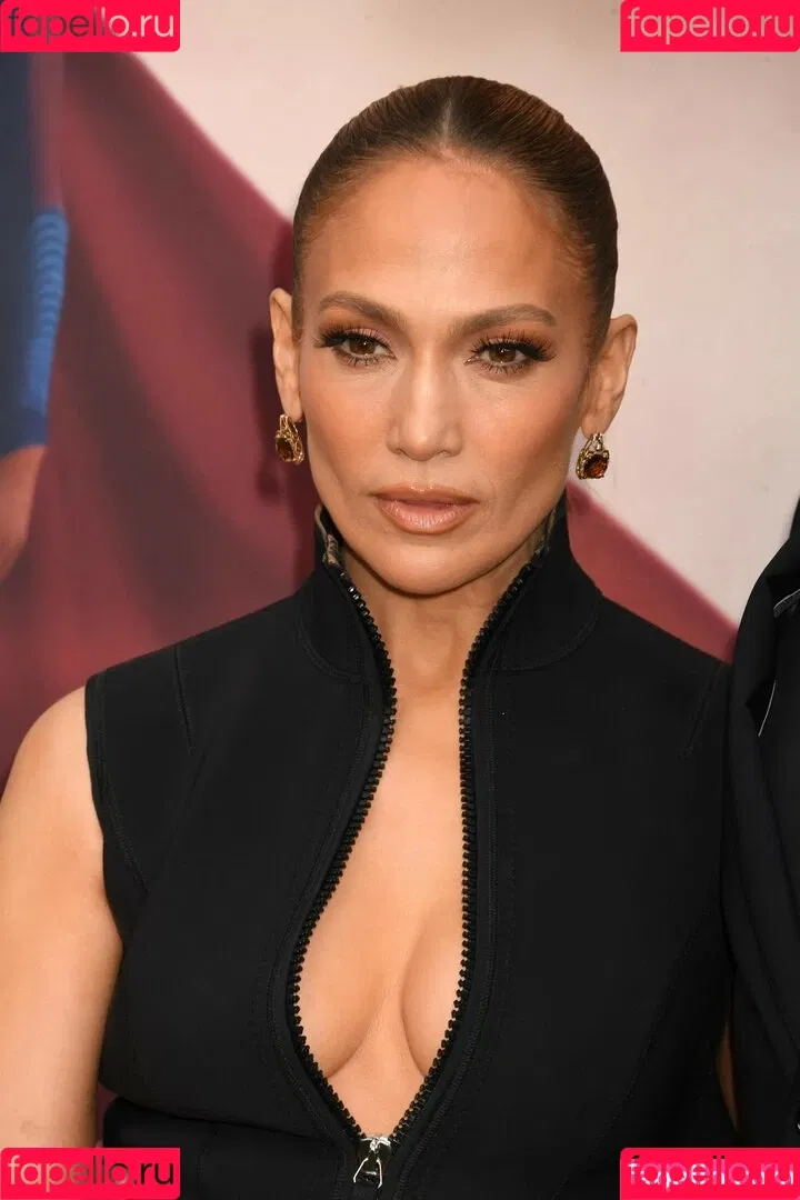 JLo / Jennifer Lopez / jennifer_jlo Onlyfans Photo Gallery 