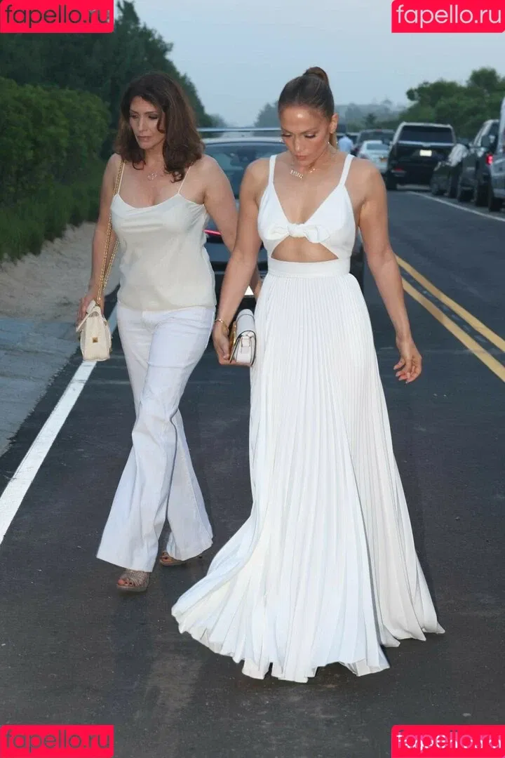 JLo / Jennifer Lopez / jennifer_jlo Onlyfans Photo Gallery 