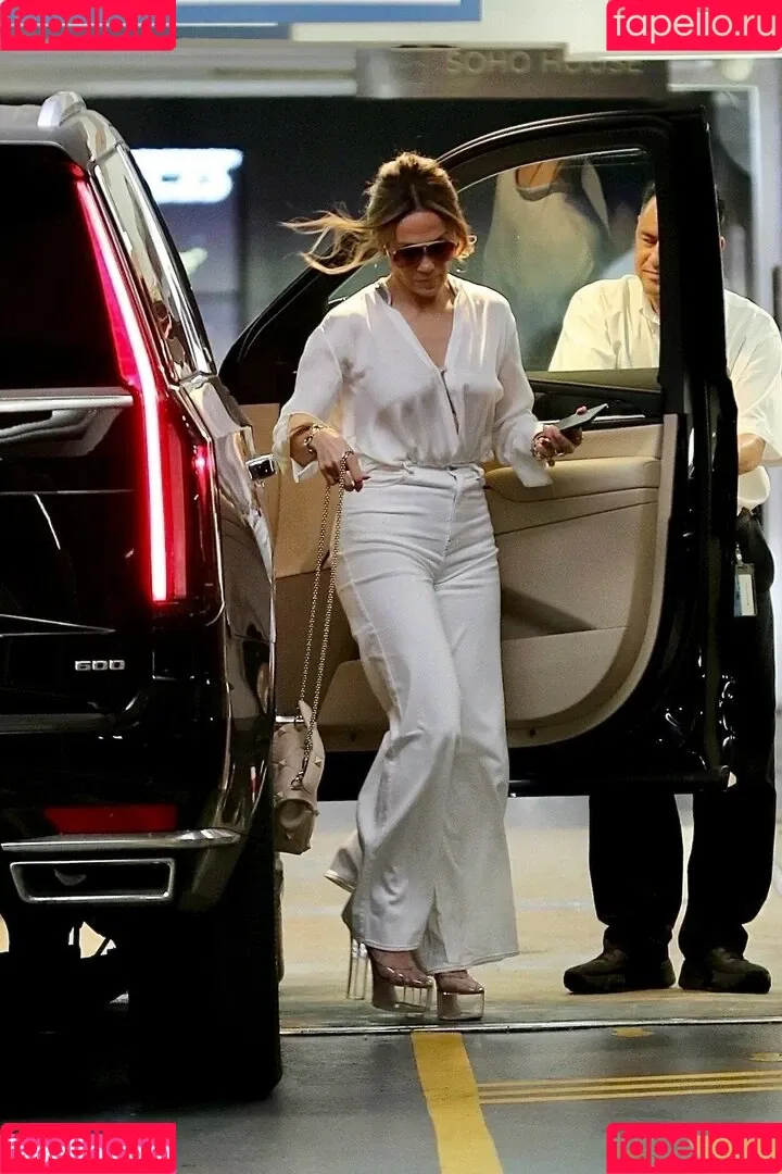 JLo / Jennifer Lopez / jennifer_jlo Onlyfans Photo Gallery 