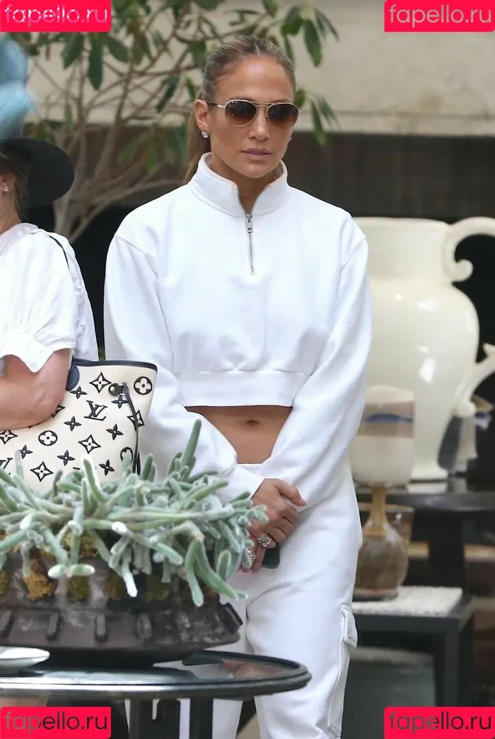 JLo / Jennifer Lopez / jennifer_jlo Onlyfans Photo Gallery 