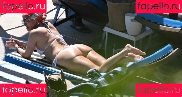 JLo / Jennifer Lopez / jennifer_jlo Onlyfans Photo Gallery 