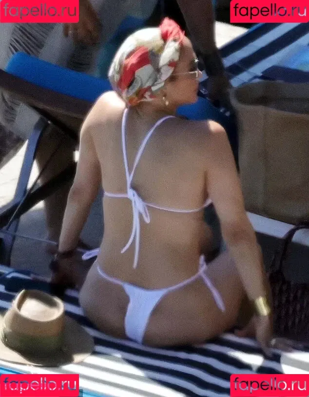 JLo / Jennifer Lopez / jennifer_jlo Onlyfans Photo Gallery 