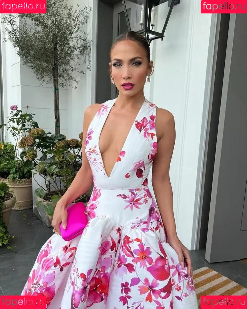 JLo / Jennifer Lopez / jennifer_jlo Onlyfans Photo Gallery 