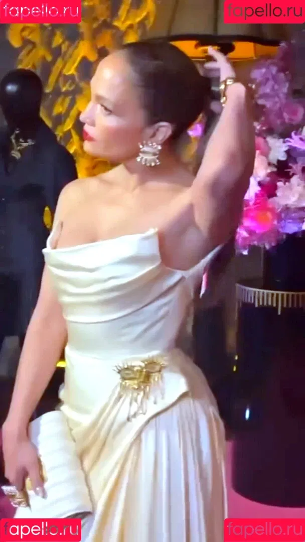 JLo / Jennifer Lopez / jennifer_jlo Onlyfans Photo Gallery 