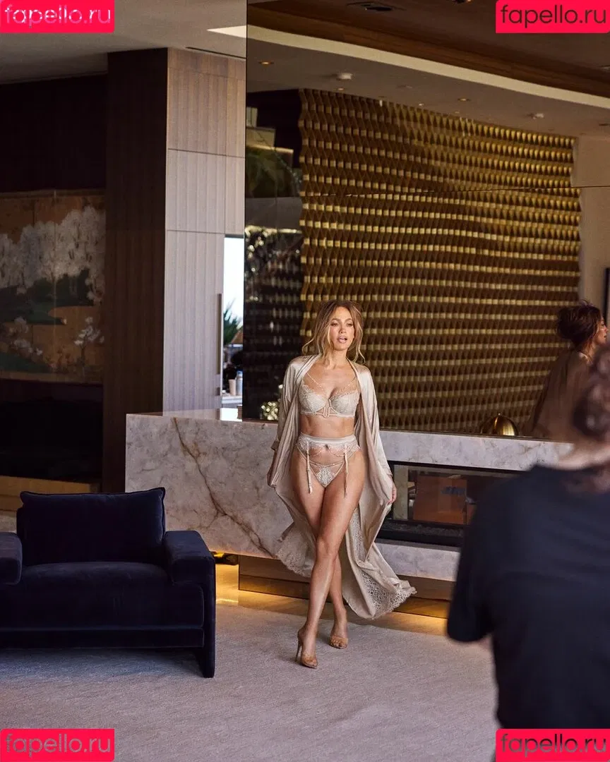 JLo / Jennifer Lopez / jennifer_jlo Onlyfans Photo Gallery 