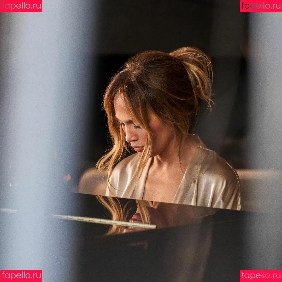 JLo / Jennifer Lopez / jennifer_jlo Onlyfans Photo Gallery 