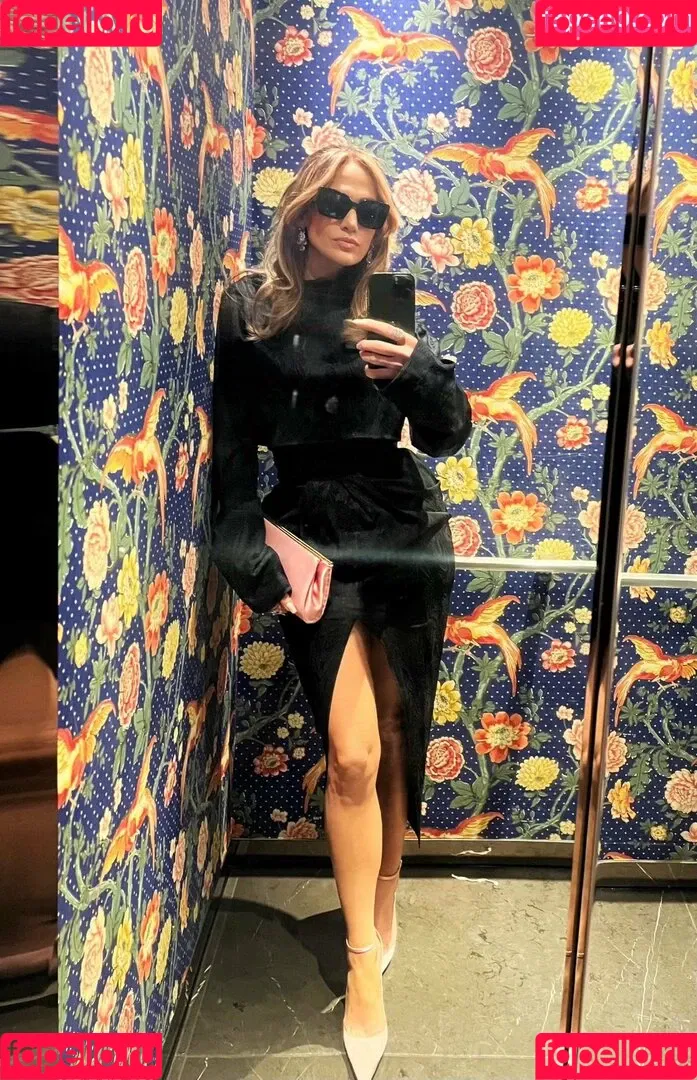 JLo / Jennifer Lopez / jennifer_jlo Onlyfans Photo Gallery 