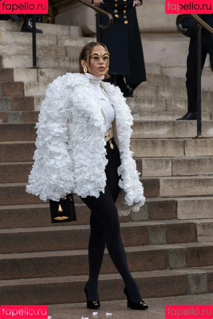 JLo / Jennifer Lopez / jennifer_jlo Onlyfans Photo Gallery 