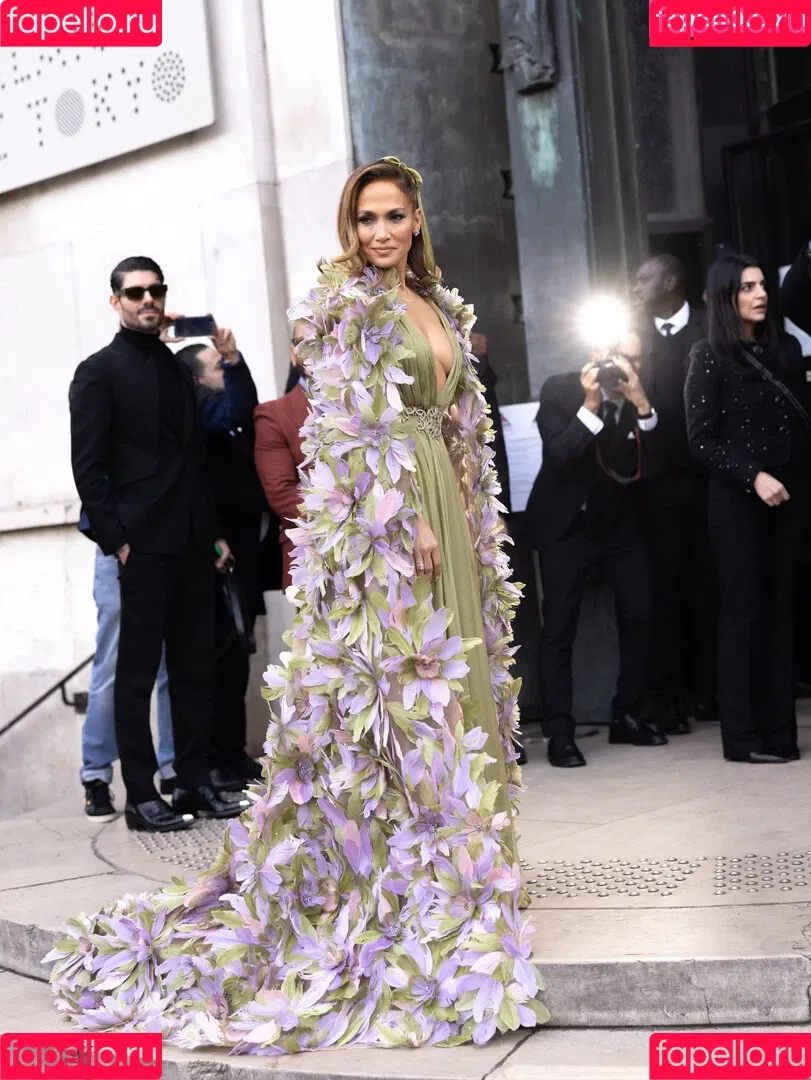 JLo / Jennifer Lopez / jennifer_jlo Onlyfans Photo Gallery 
