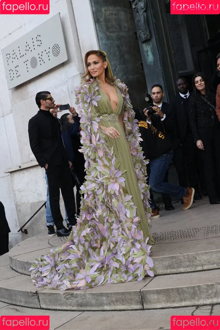 JLo / Jennifer Lopez / jennifer_jlo Onlyfans Photo Gallery 