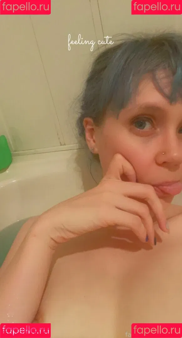 Heidiv / heidivnet / vheidiv Onlyfans Photo Gallery 