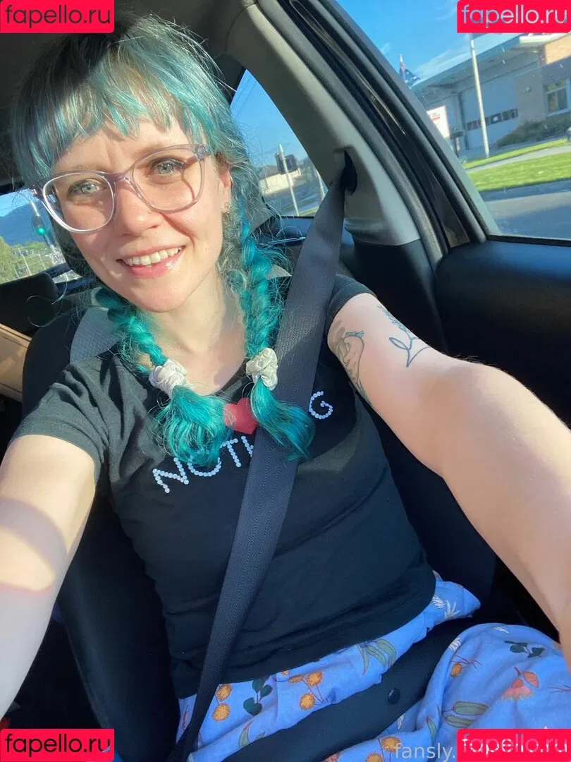 Heidiv / heidivnet / vheidiv Onlyfans Photo Gallery 
