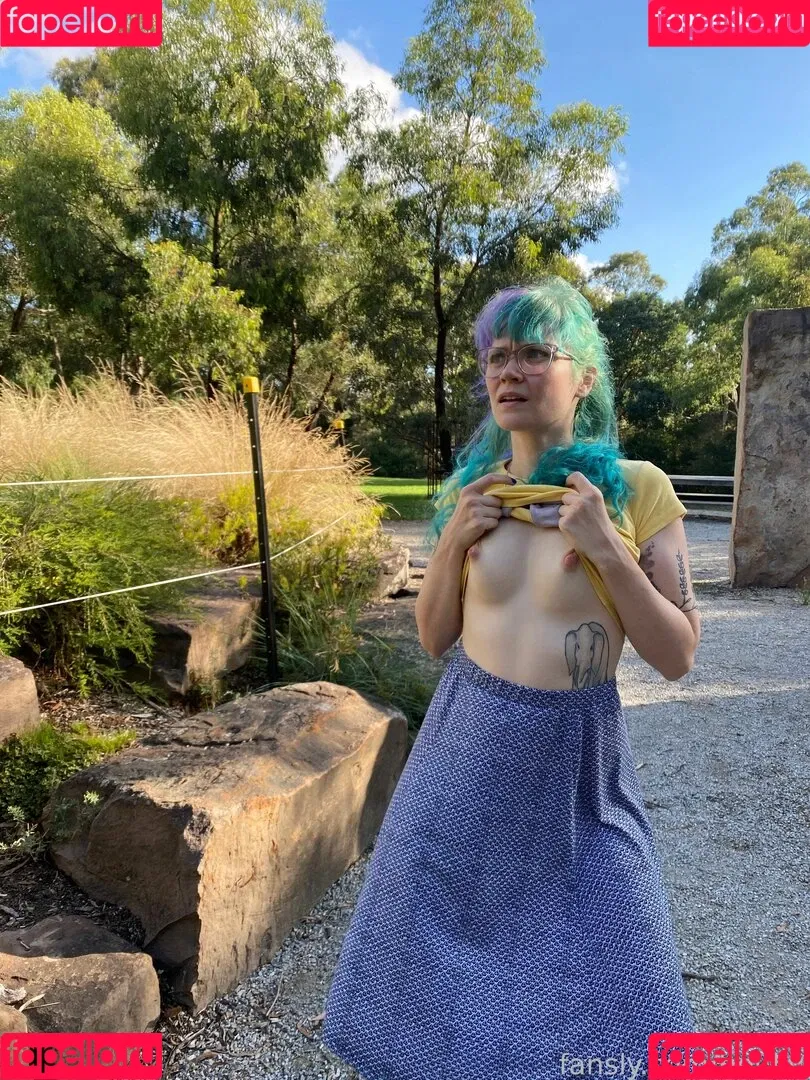 Heidiv / heidivnet / vheidiv Onlyfans Photo Gallery 