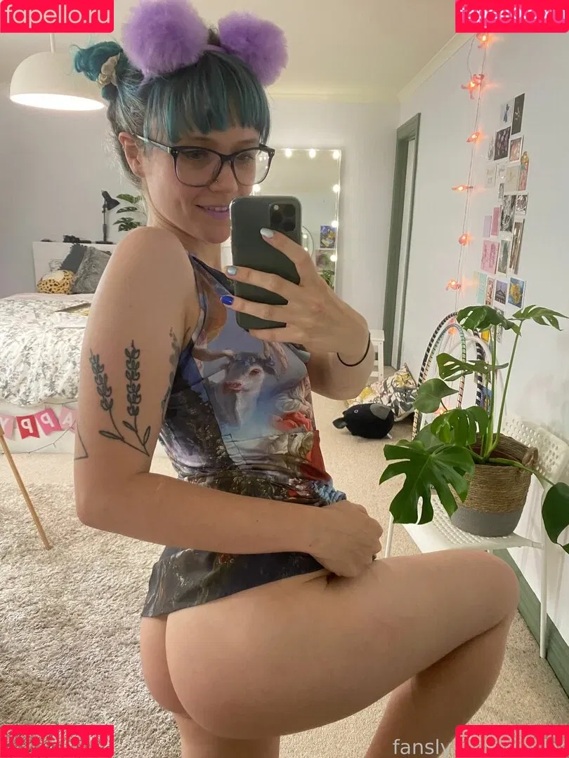 Heidiv / heidivnet / vheidiv Onlyfans Photo Gallery 