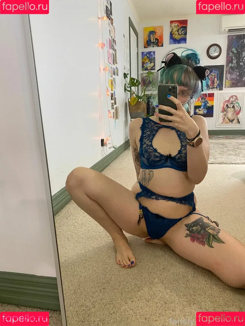 Heidiv / heidivnet / vheidiv Onlyfans Photo Gallery 
