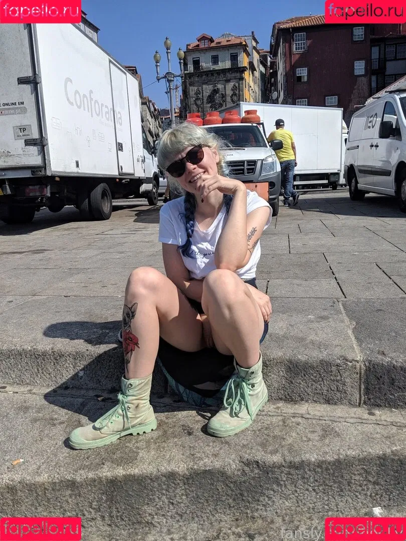 Heidiv / heidivnet / vheidiv Onlyfans Photo Gallery 