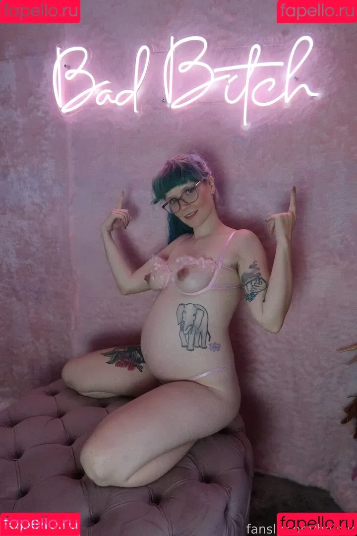 Heidiv / heidivnet / vheidiv Onlyfans Photo Gallery 