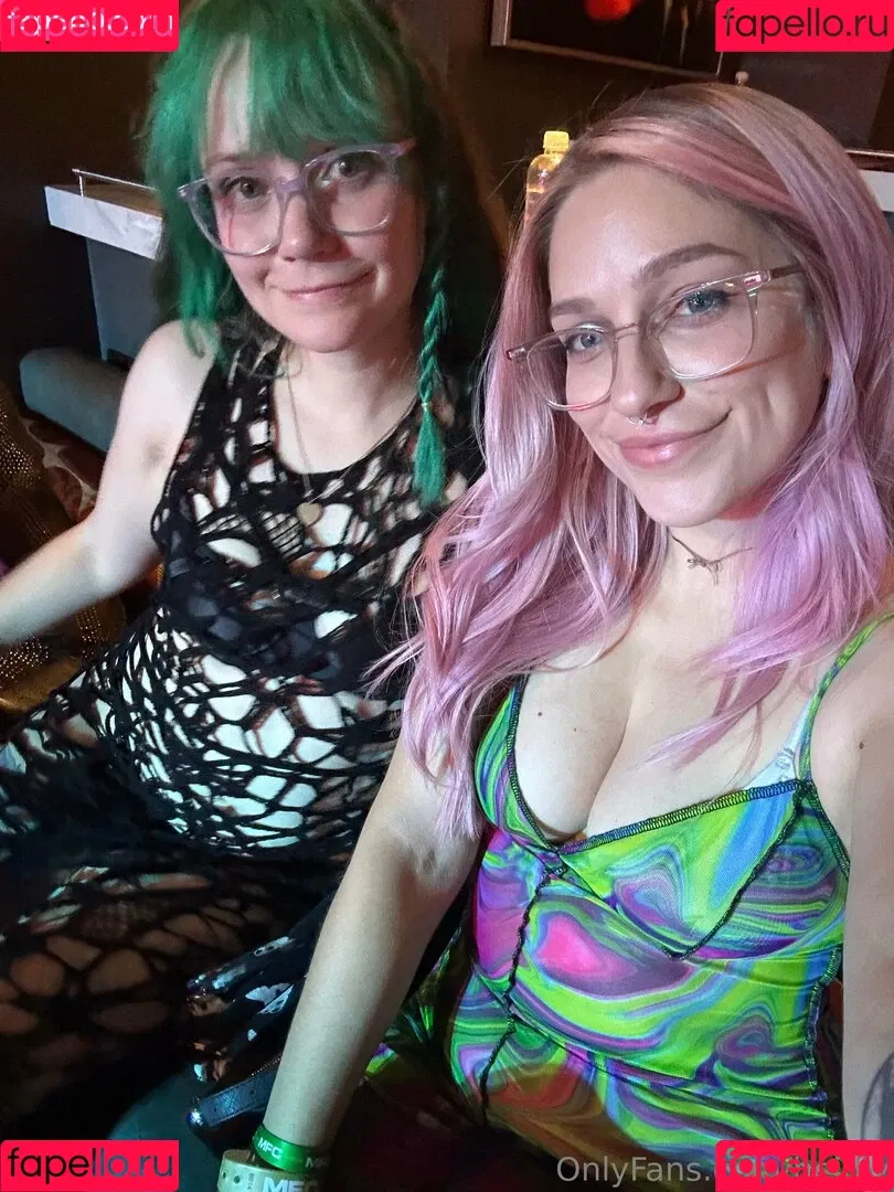 Heidiv / heidivnet / vheidiv Onlyfans Photo Gallery 