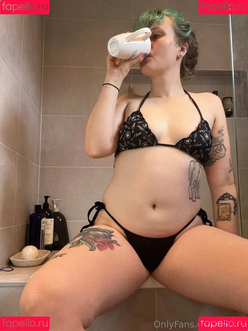 Heidiv / heidivnet / vheidiv Onlyfans Photo Gallery 