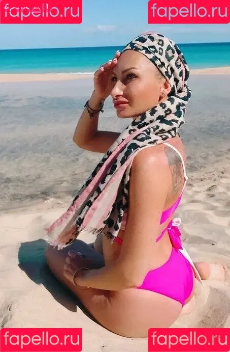 Nathalie / littlenathalie / nathalieemmanuel Onlyfans Photo Gallery 