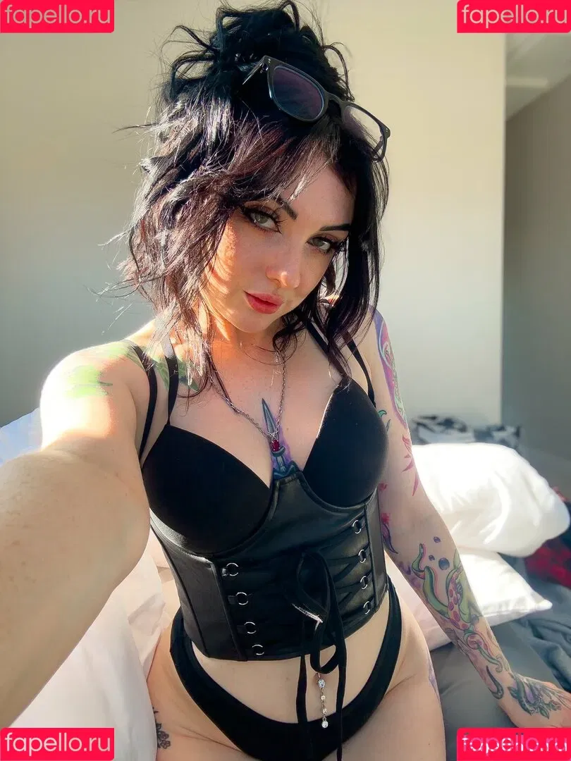 BlakeLizzi / Lizzi Blake / LizziBlakeCams Onlyfans Photo Gallery 