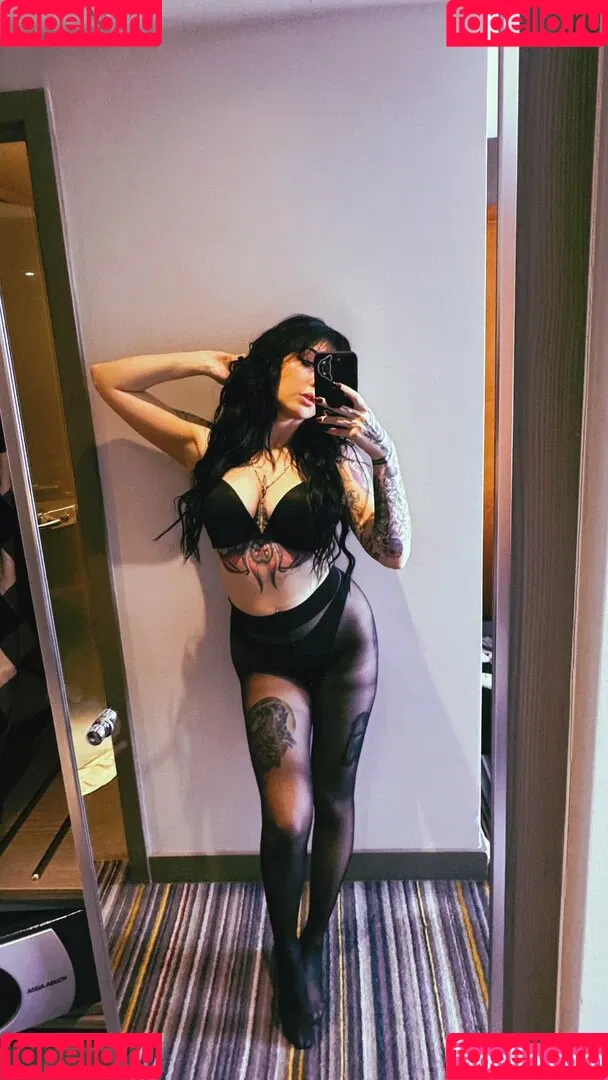 BlakeLizzi / Lizzi Blake / LizziBlakeCams Onlyfans Photo Gallery 