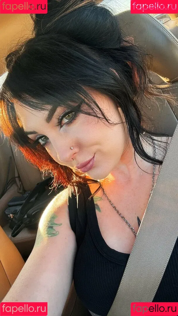 BlakeLizzi / Lizzi Blake / LizziBlakeCams Onlyfans Photo Gallery 