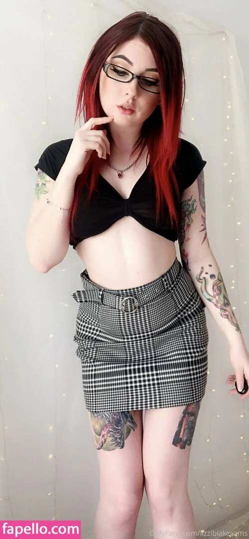 BlakeLizzi / Lizzi Blake / LizziBlakeCams Onlyfans Photo Gallery 