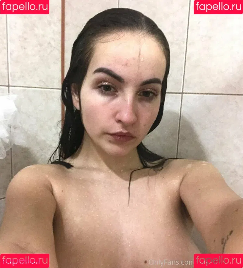 anyabrunette / hisbrunette Onlyfans Photo Gallery 