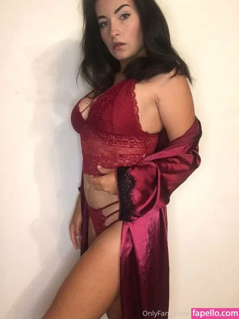 anyabrunette / hisbrunette Onlyfans Photo Gallery 