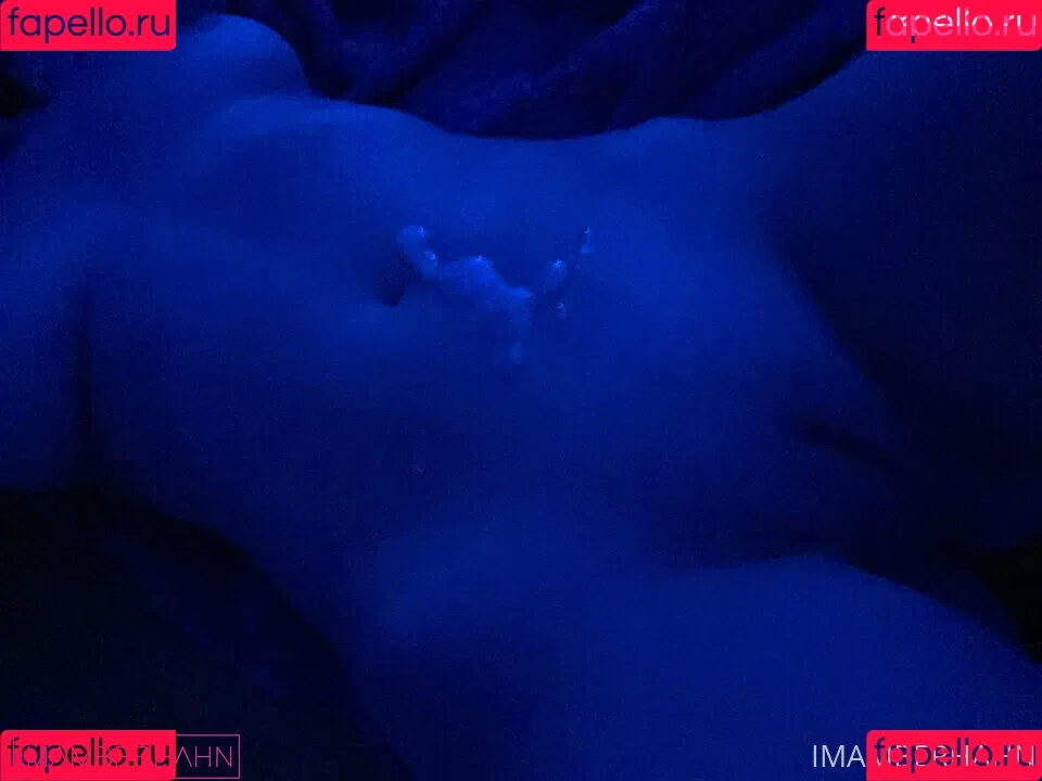Amber Hahn / ImAmberHahn / amber_._hahn Onlyfans Photo Gallery 