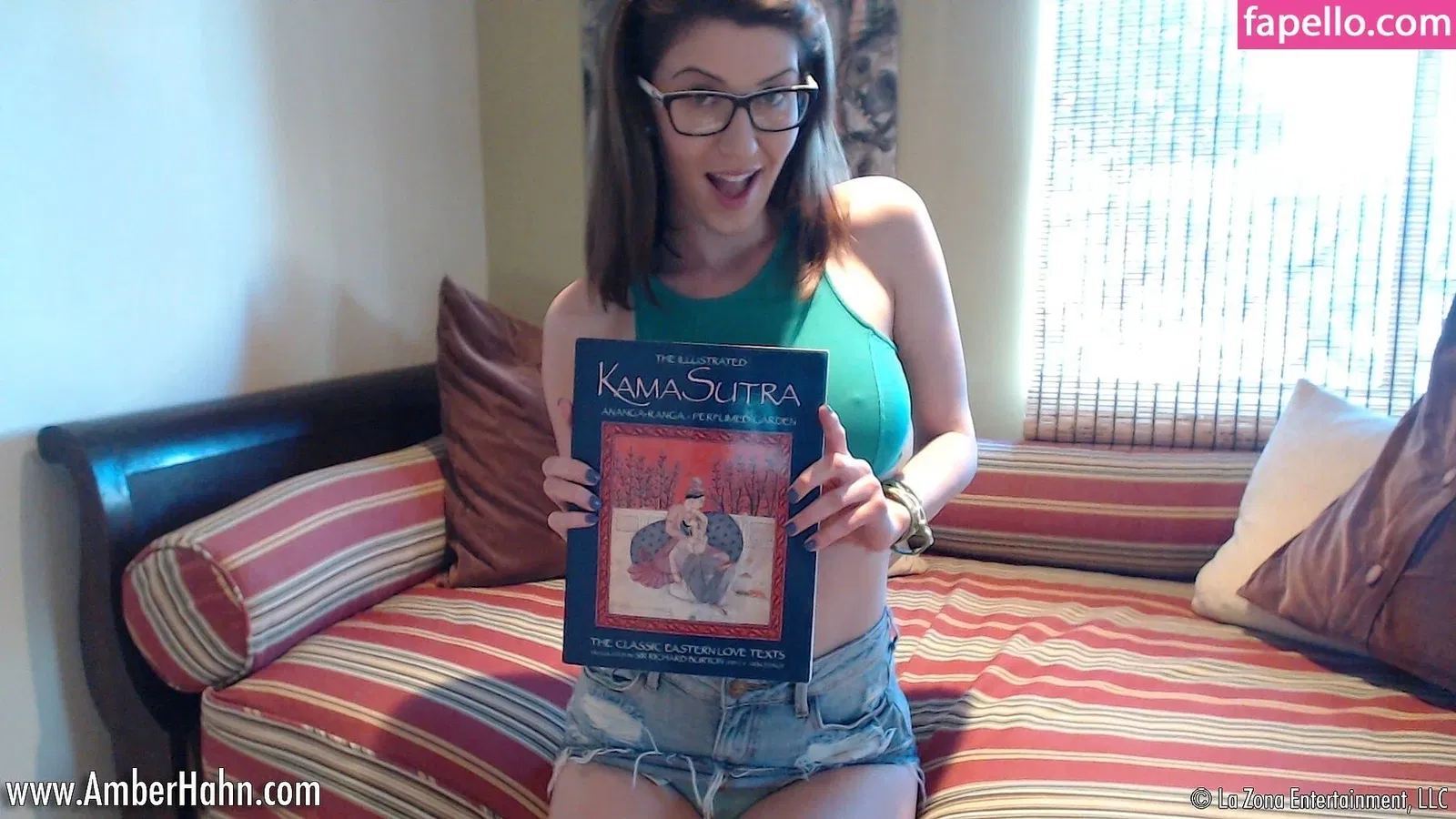 Amber Hahn / ImAmberHahn / amber_._hahn Onlyfans Photo Gallery 