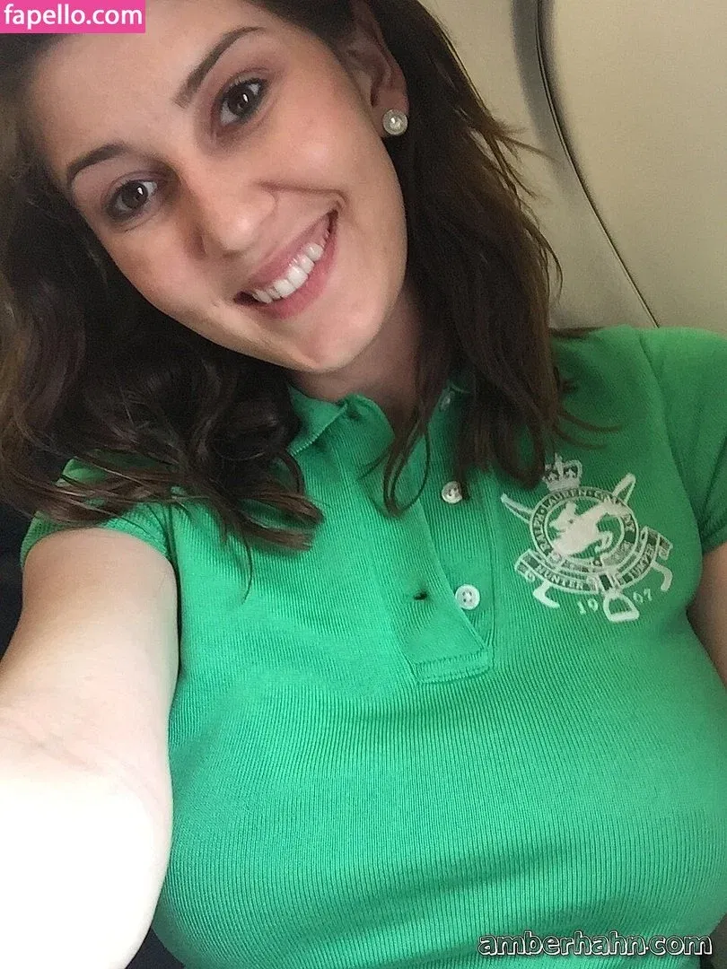 Amber Hahn / ImAmberHahn / amber_._hahn Onlyfans Photo Gallery 