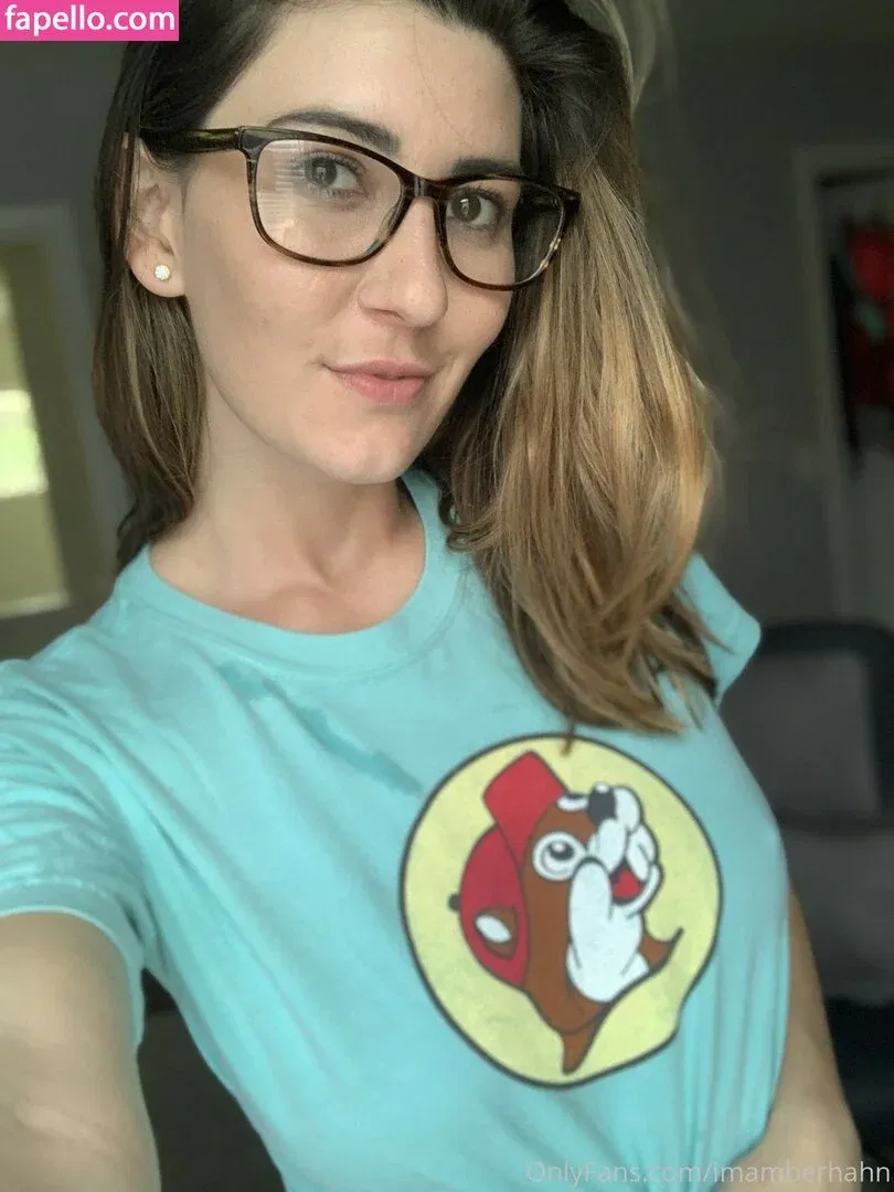 Amber Hahn / ImAmberHahn / amber_._hahn Onlyfans Photo Gallery 